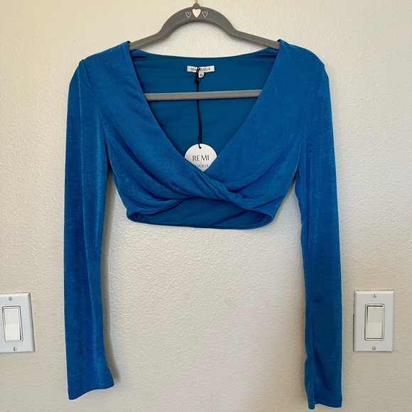 NWT Remi x Revolve Niki Top - Picture 3 of 4